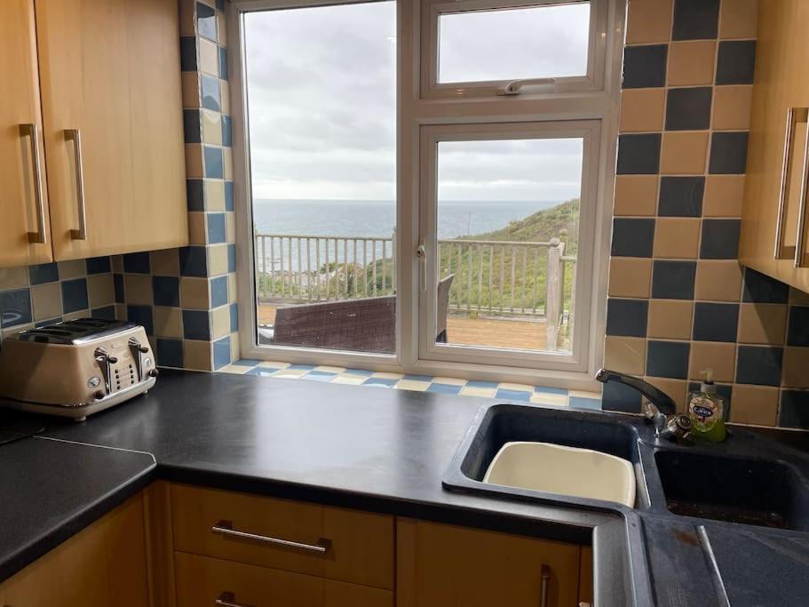 House With Stunning Sea Views Holiday home